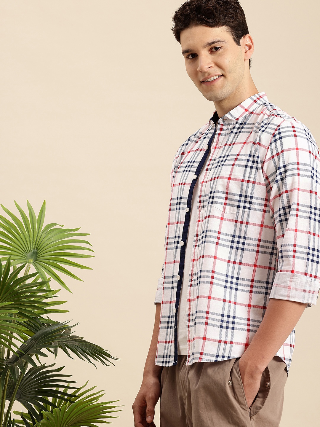 

Mast & Harbour Men Slim Fit Checked Casual Shirt, White