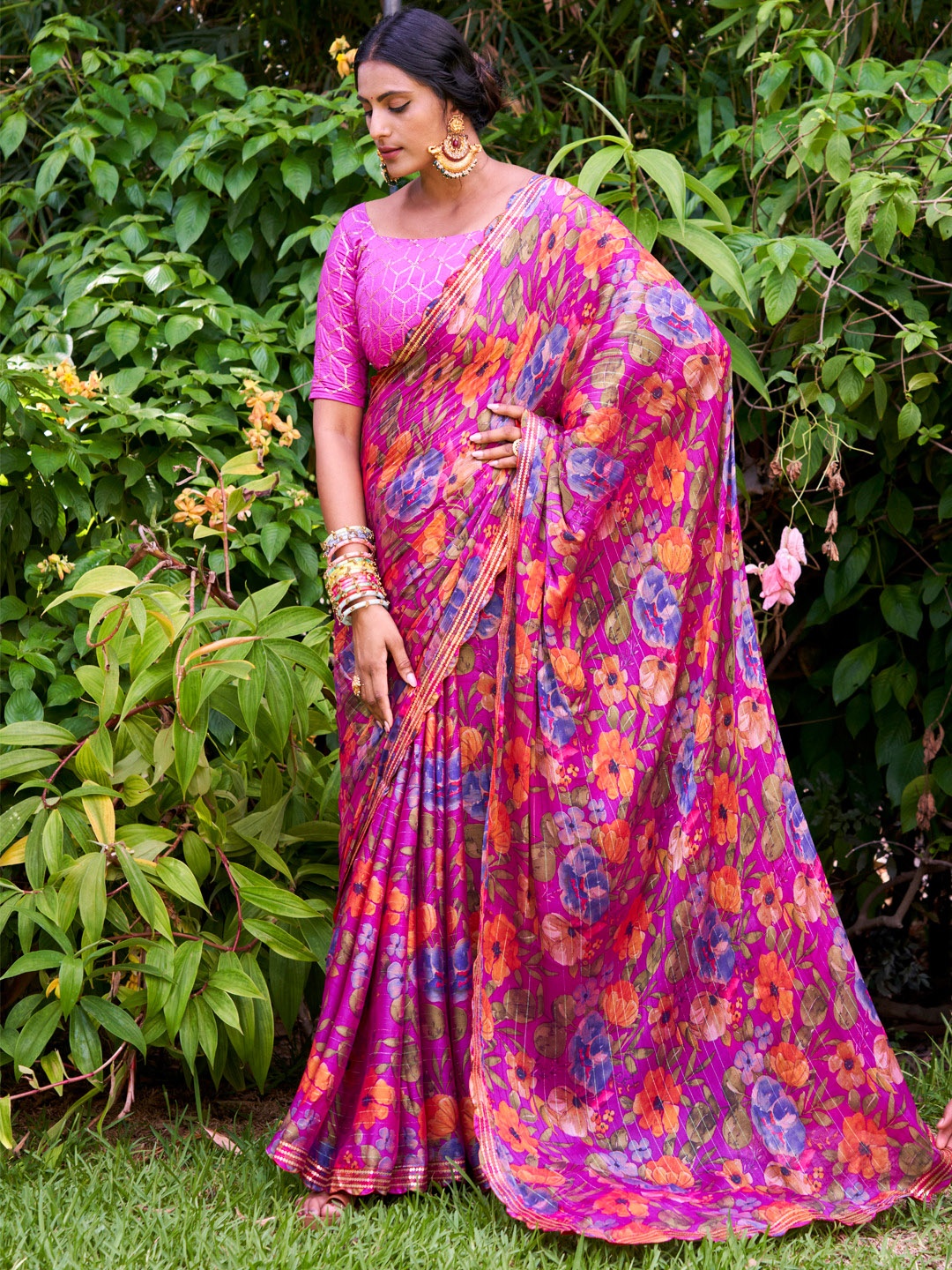 

CHUDIYA Sequinned Pure Chiffon Floral Saree, Pink