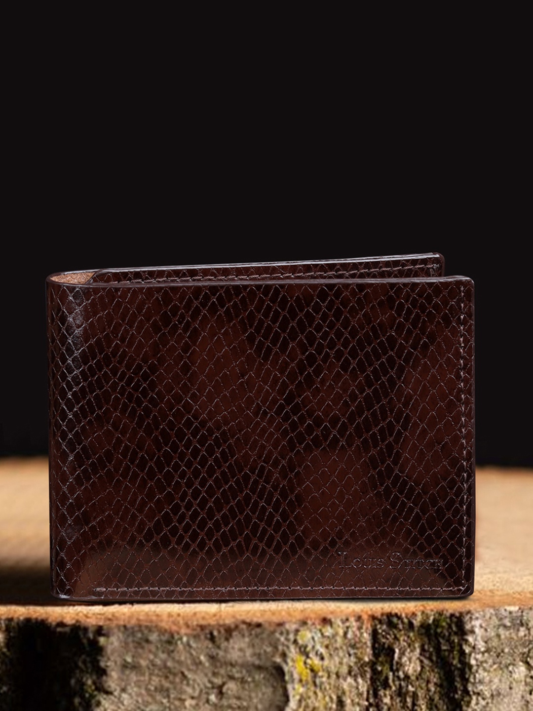

LOUIS STITCH Men Handcrafted Textured Bi Fold Leather Two Fold Wallet, Brown