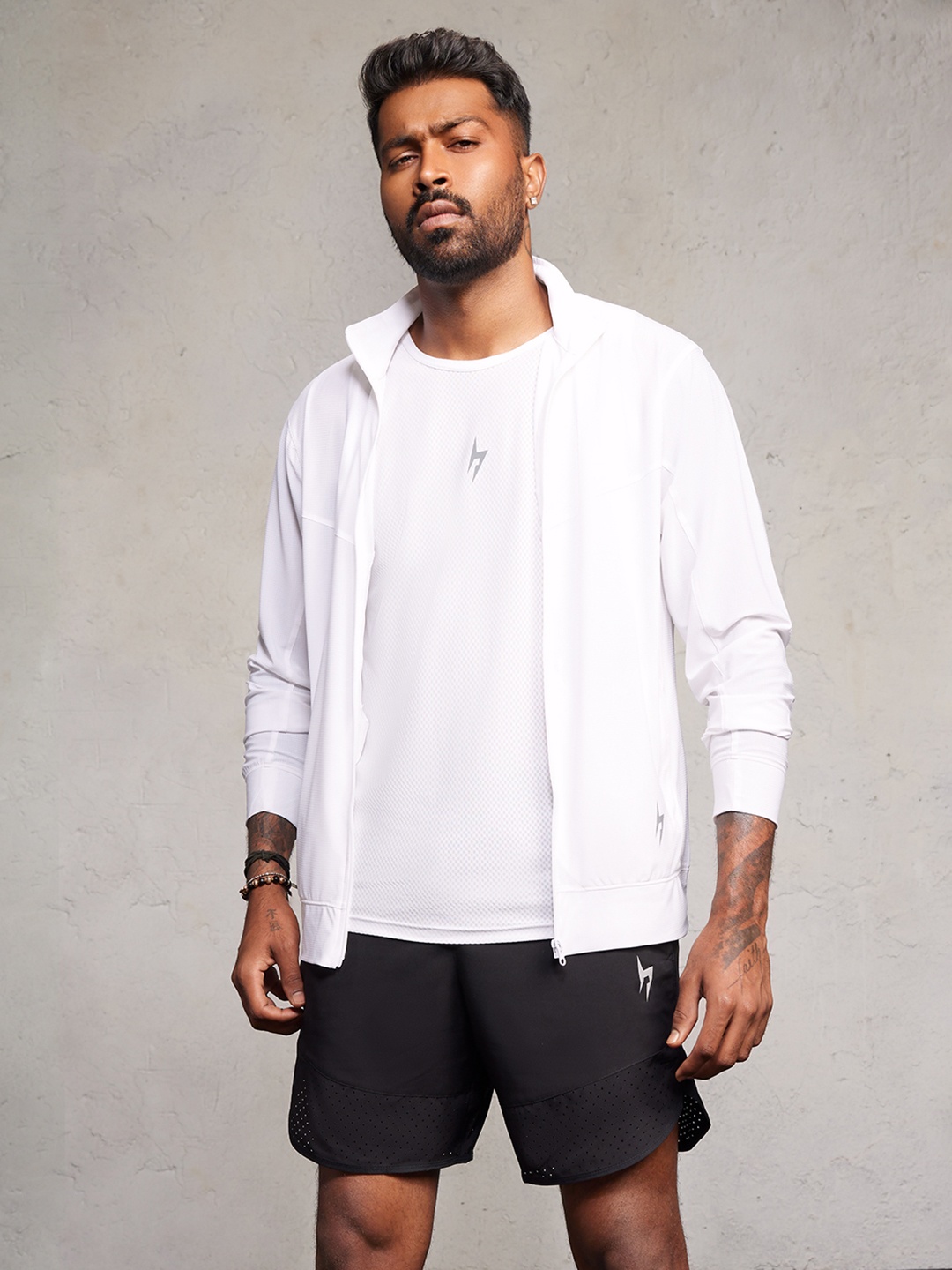 

Hardik Pandya Elevate Lightweight Performance Jacket, White