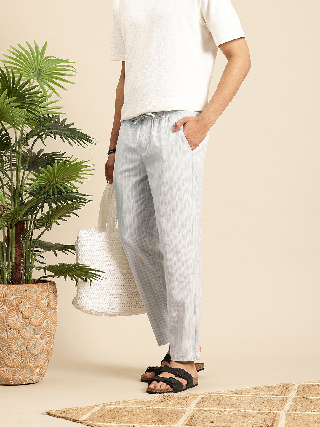 

Mast & Harbour Men Striped Relaxed Trousers, Grey