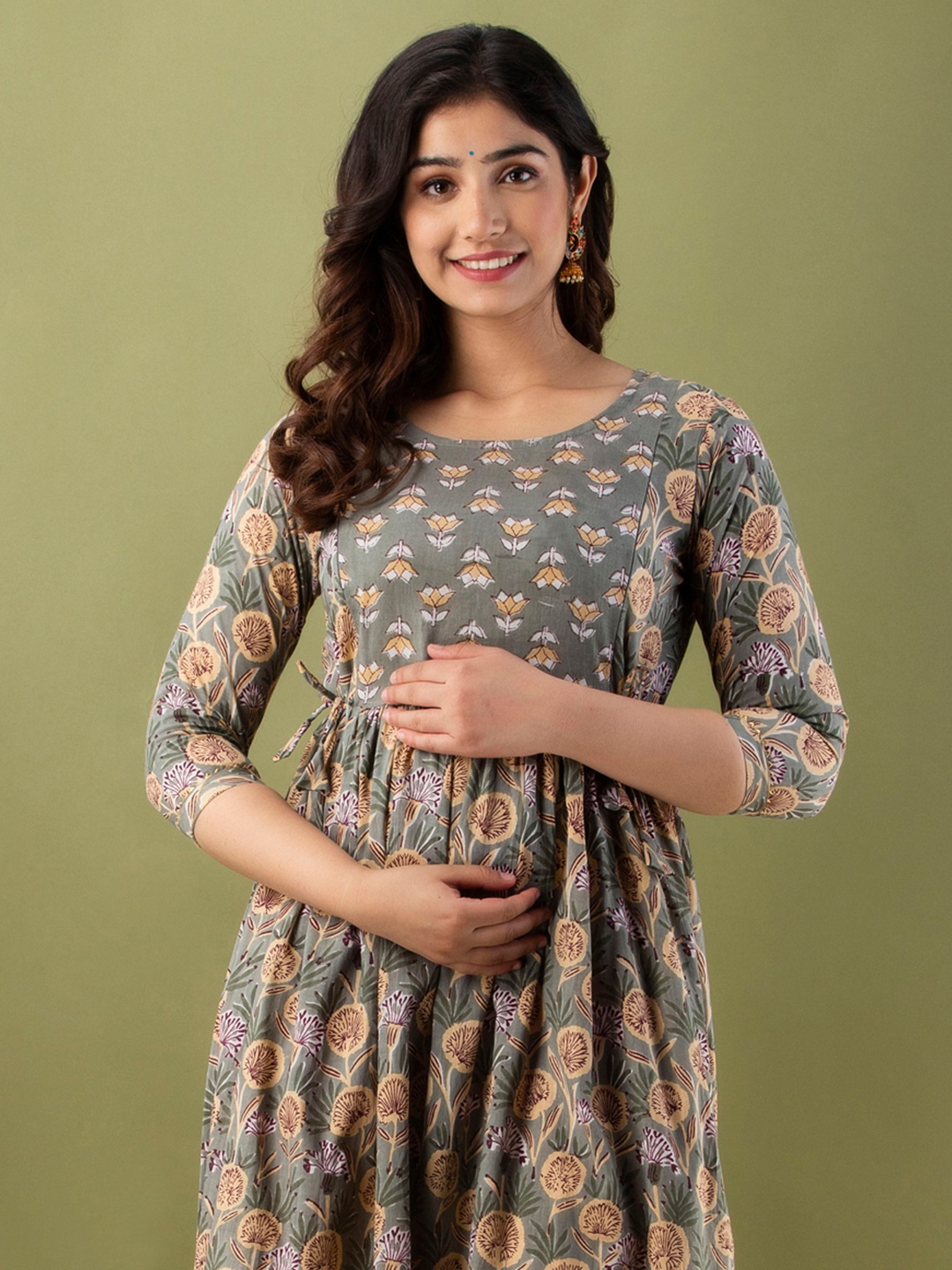 

MURLI KURTI Floral Printed Cotton Maternity Fit and Flare Ethnic Dresses, Off white