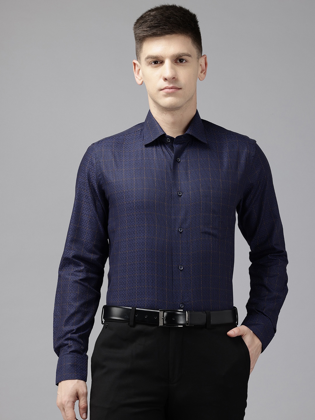 

Blackberrys Slim Fit Pure Cotton Textured Checked Formal Shirt, Navy blue