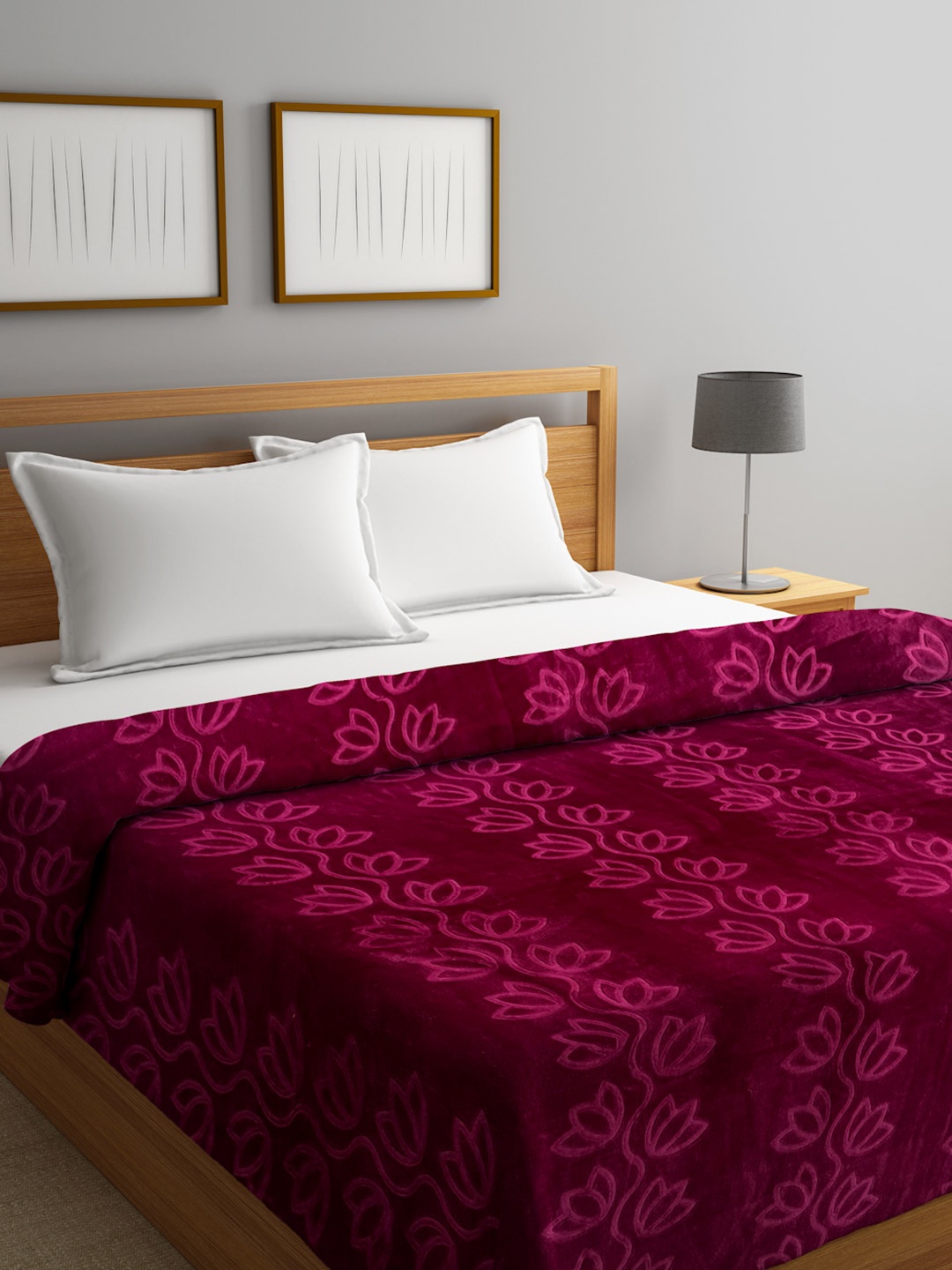 

Home Sizzler Red Floral Mink 380 GSM Mild Winter Double Bed Blanket