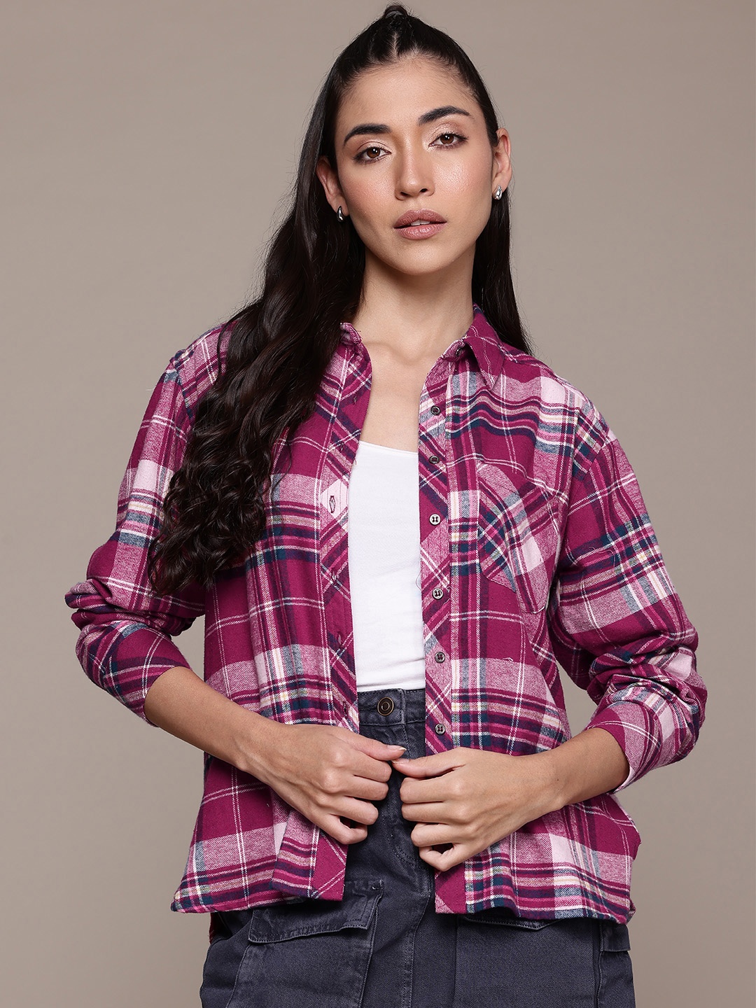 

The Roadster Lifestyle Co. Pure Cotton Checked Flannel High-Low Shirt, Magenta