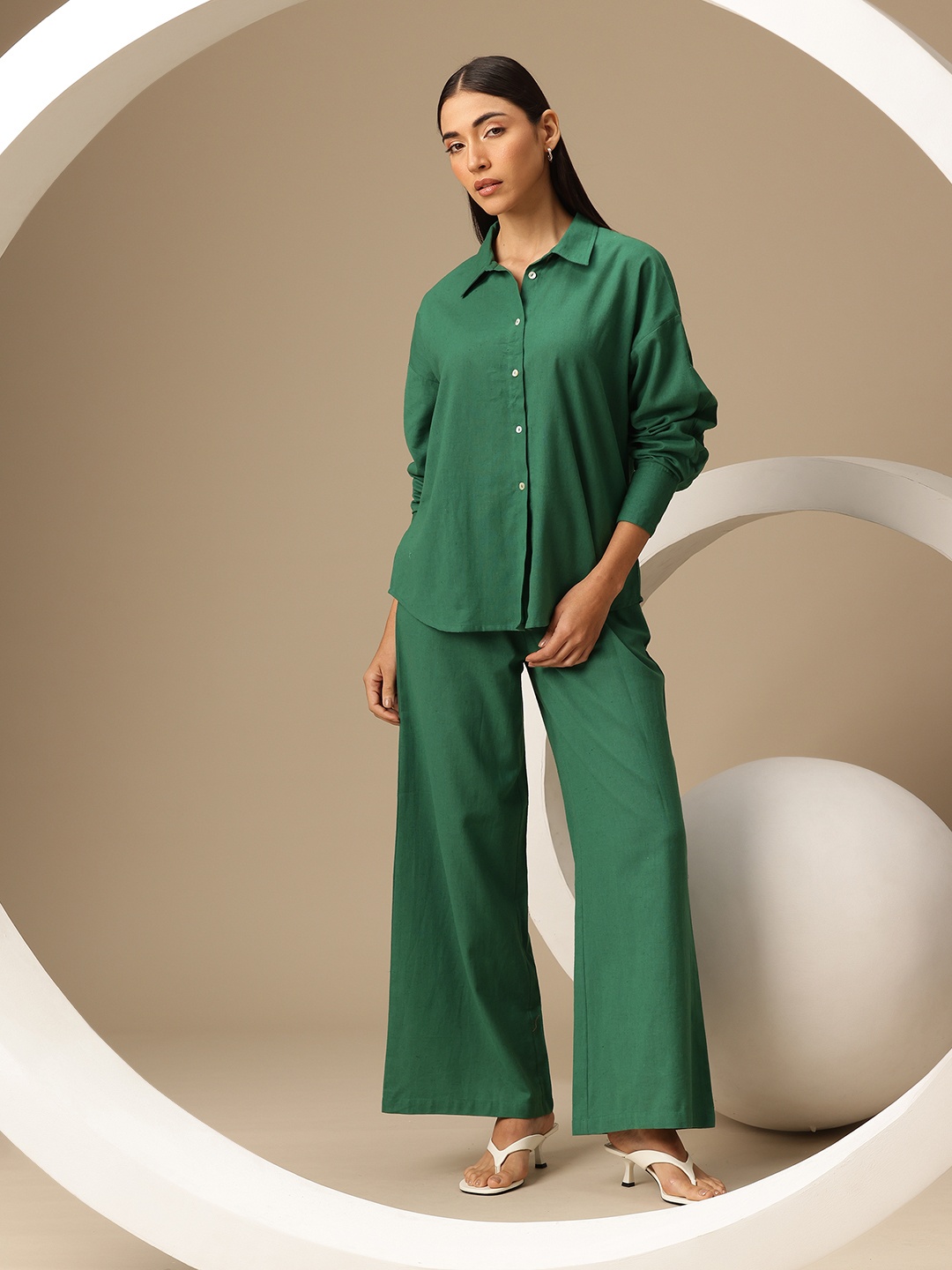 

Chemistry Cotton-Linen Solid Co-Ords, Green