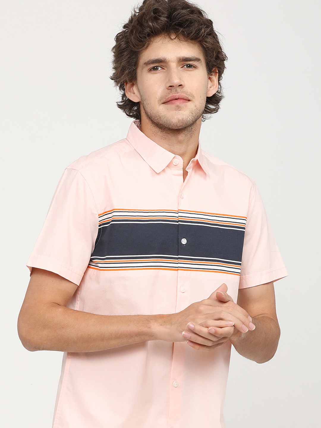 

Highlander Men Coral Slim Fit Striped Shirt