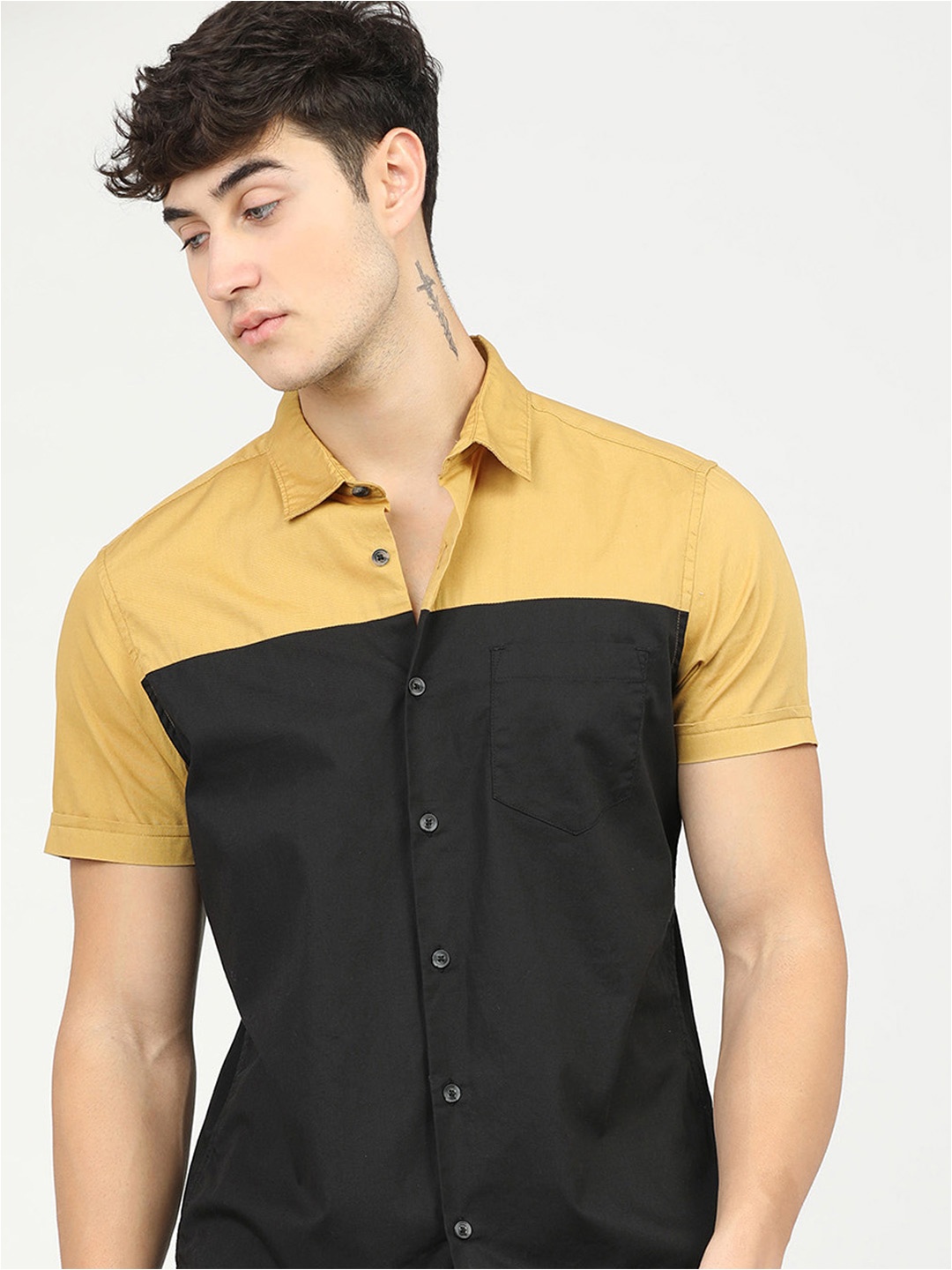 

HIGHLANDER Men Dusty Slim Fit Printed Shirt, Yellow