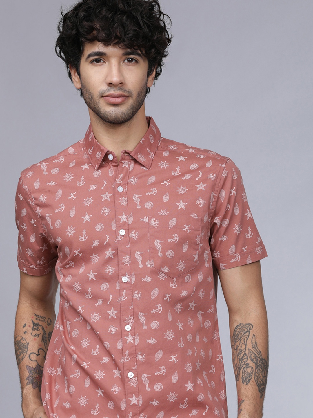 

HIGHLANDER Men Slim Fit Printed Shirt, Coral