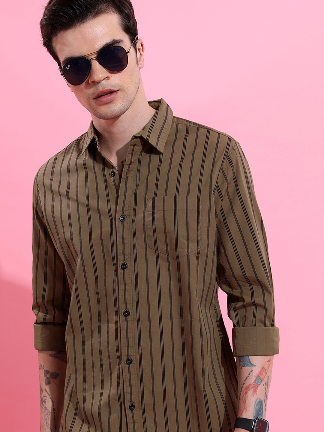 

HIGHLANDER Men Slim Fit Striped Shirt, Khaki