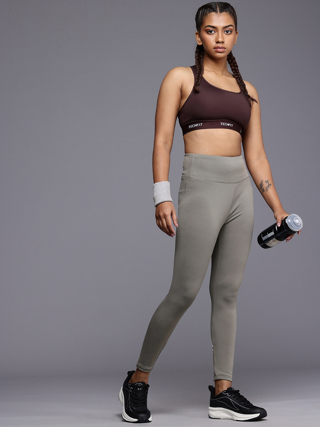 

HRX by Hrithik Roshan Women Run On Cloudstrail Trackers Rapid Dry Running Tights, Grey