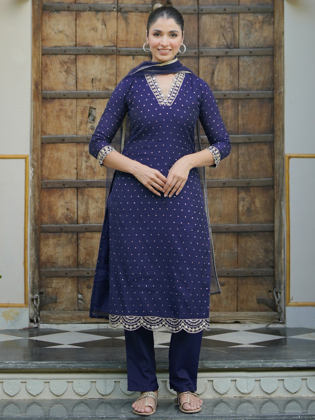 

Libas Floral Yoke Design Straight Kurta & Trousers With Dupatta, Blue