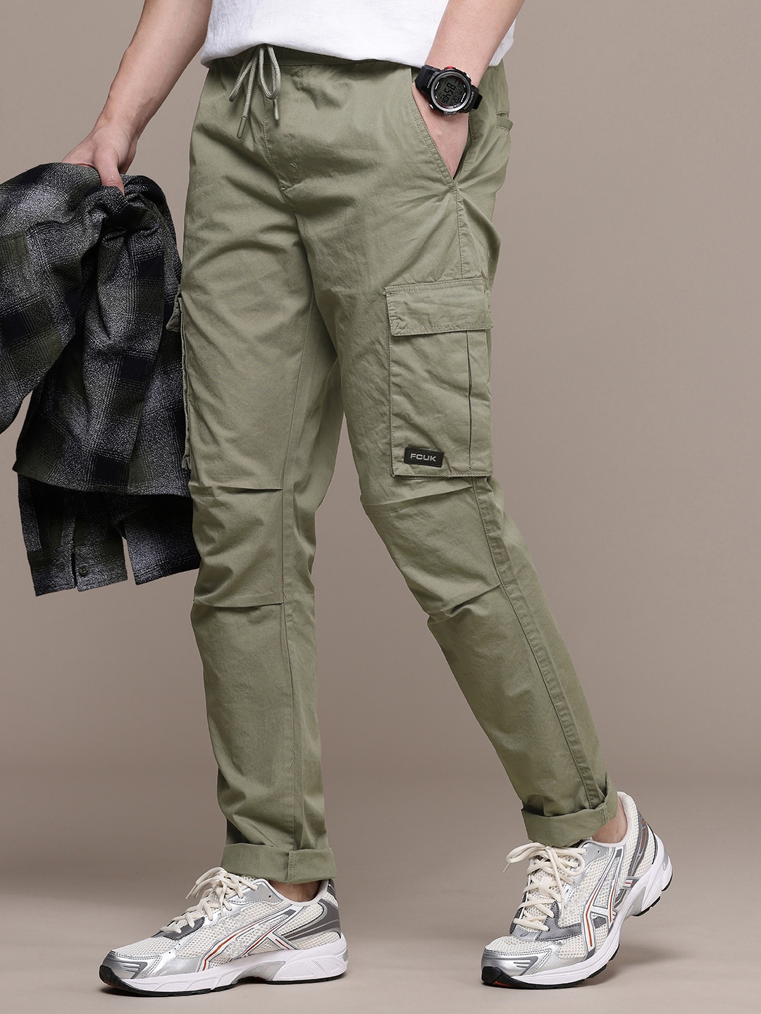 

FCUK Men Pure Cotton Relaxed Fit Cargo Trousers, Green