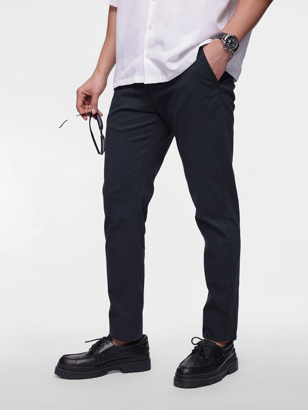 

French Connection Men Textured Slim Fit Chinos Trousers, Navy blue