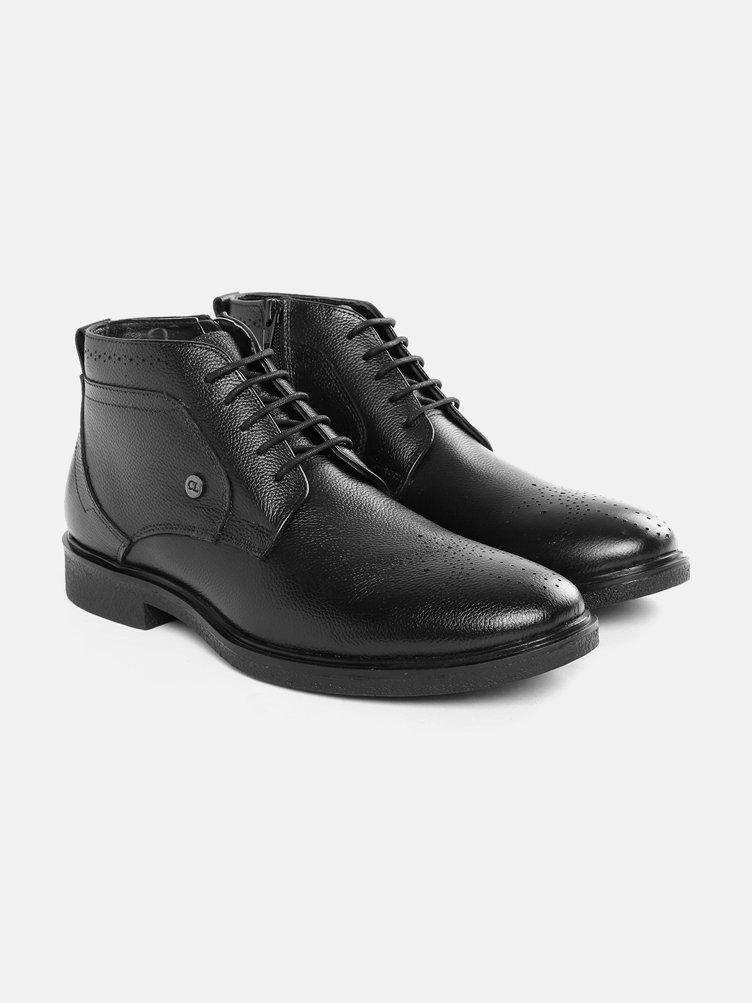 

Carlton London Men Perforated Detail Boots, Black