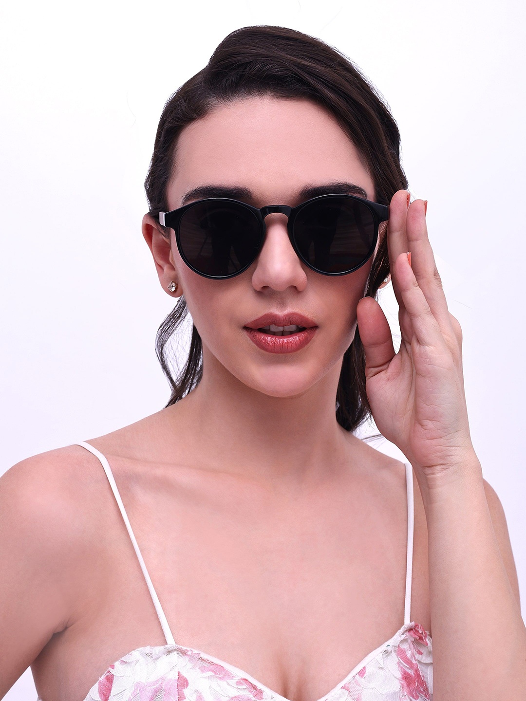 

HAMILTANO WINSTON Women Round Sunglasses with UV Protected Lens, Black