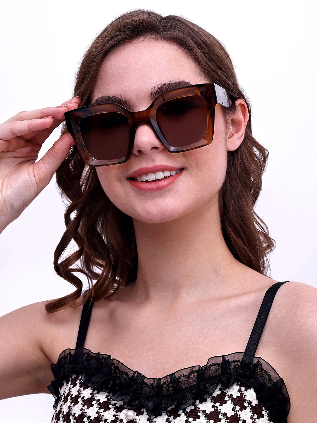 

HAMILTANO WINSTON Women Oversized Sunglasses with UV Protected Lens, Peach