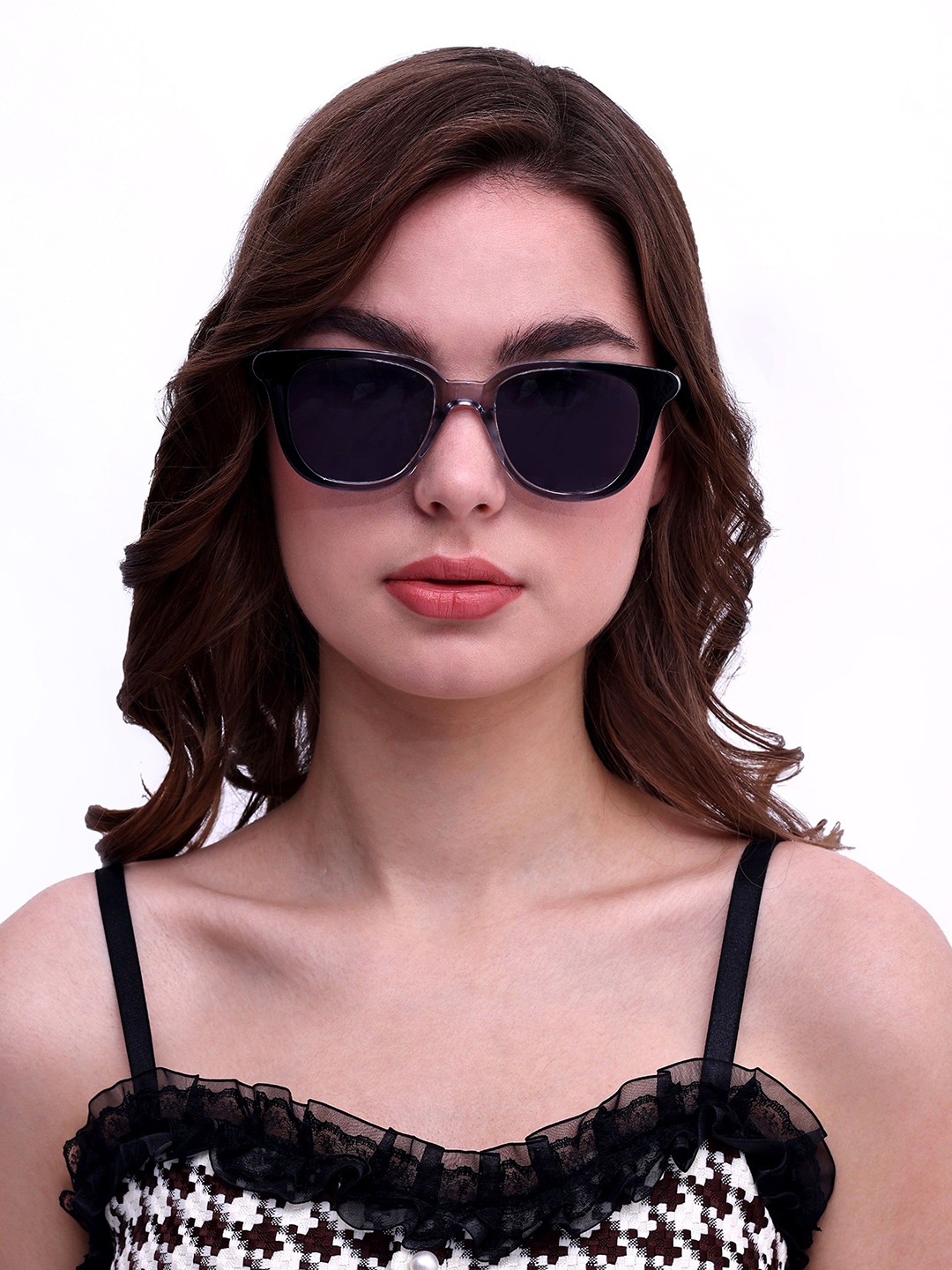 

HAMILTANO WINSTON Women Round Sunglasses with UV Protected Lens, Black