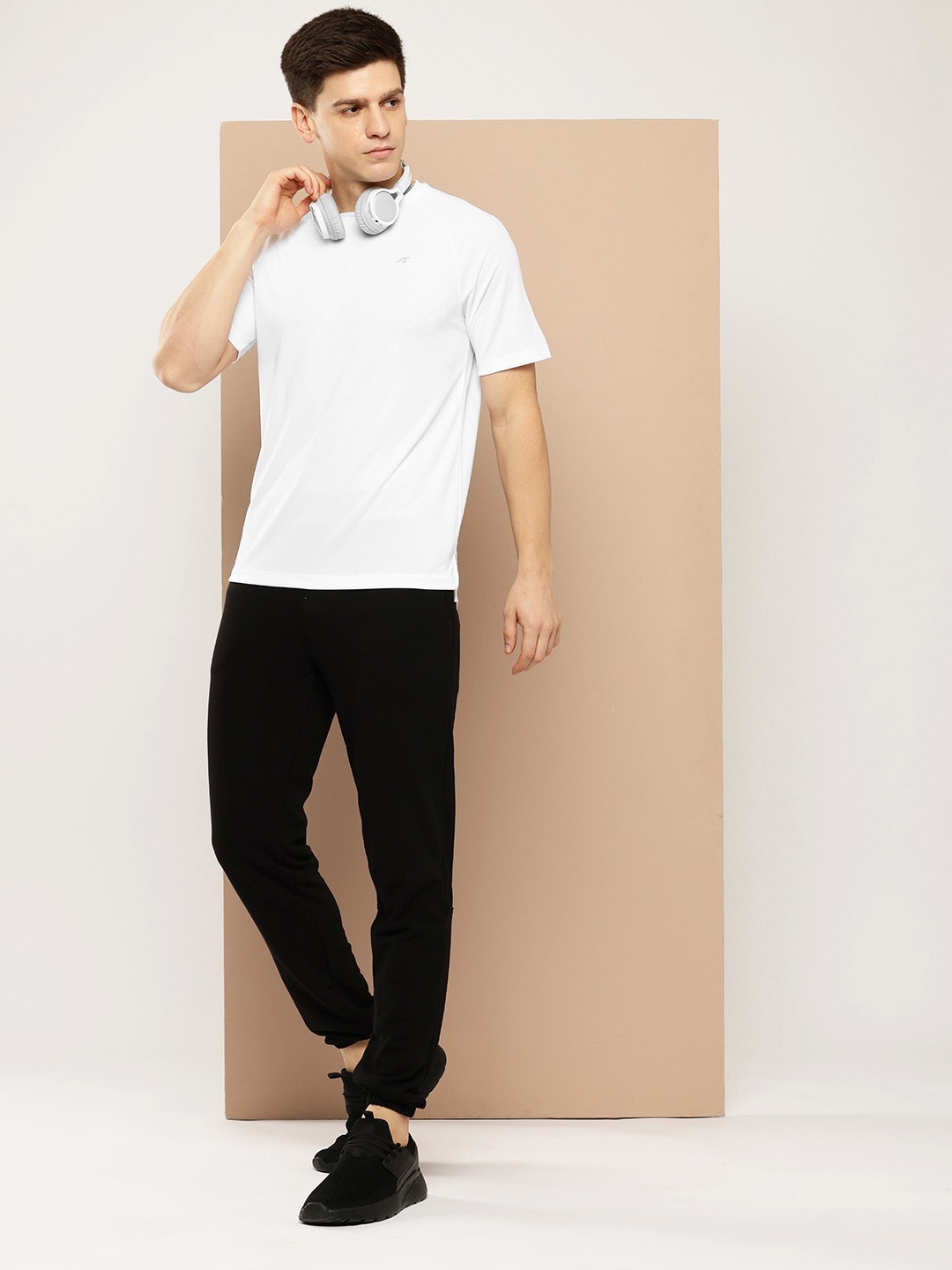 

Alcis Men Slim Fit Sports T-shirt, White