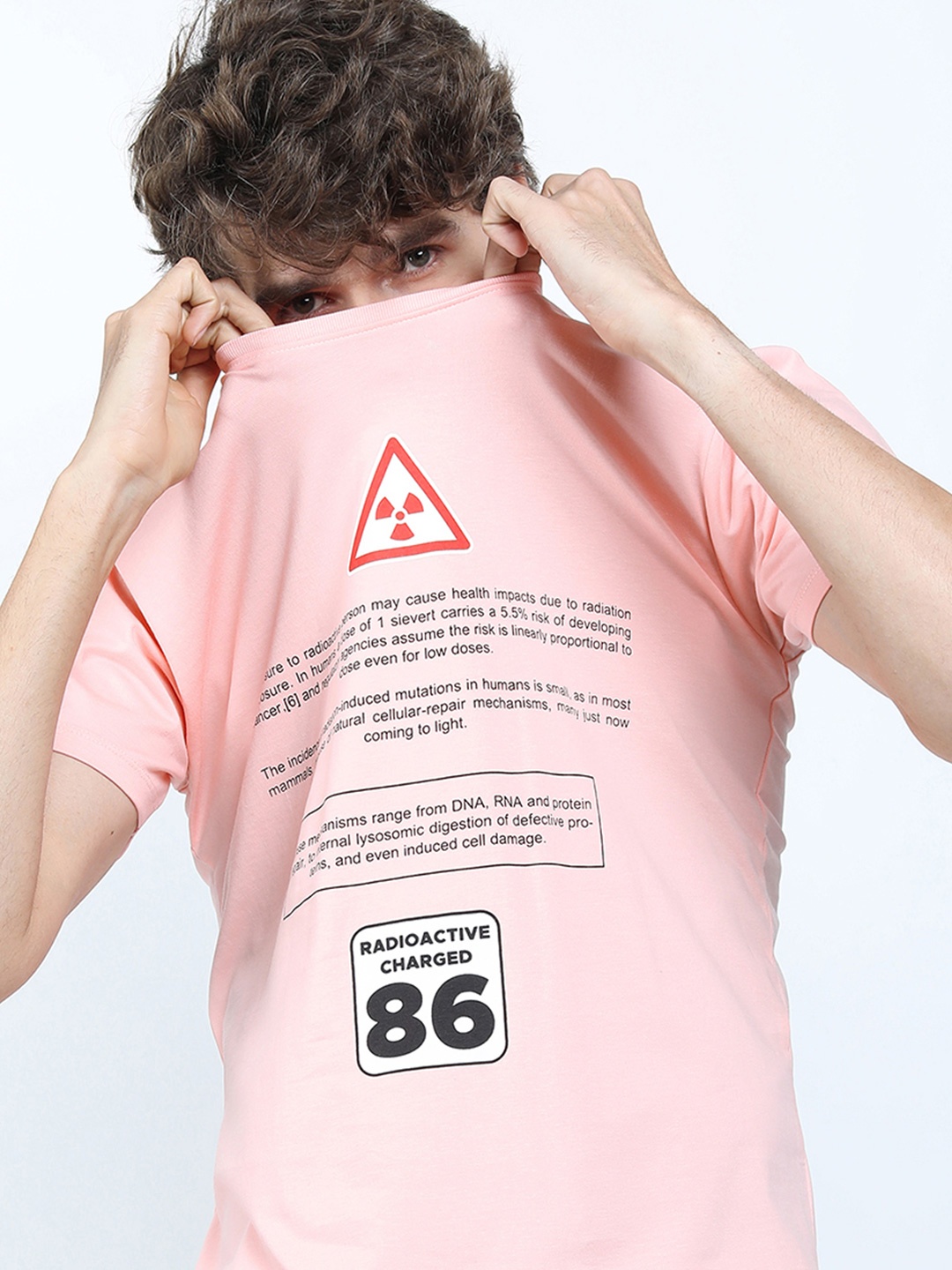 

HIGHLANDER Men Printed Slim Fit T-shirt, Pink