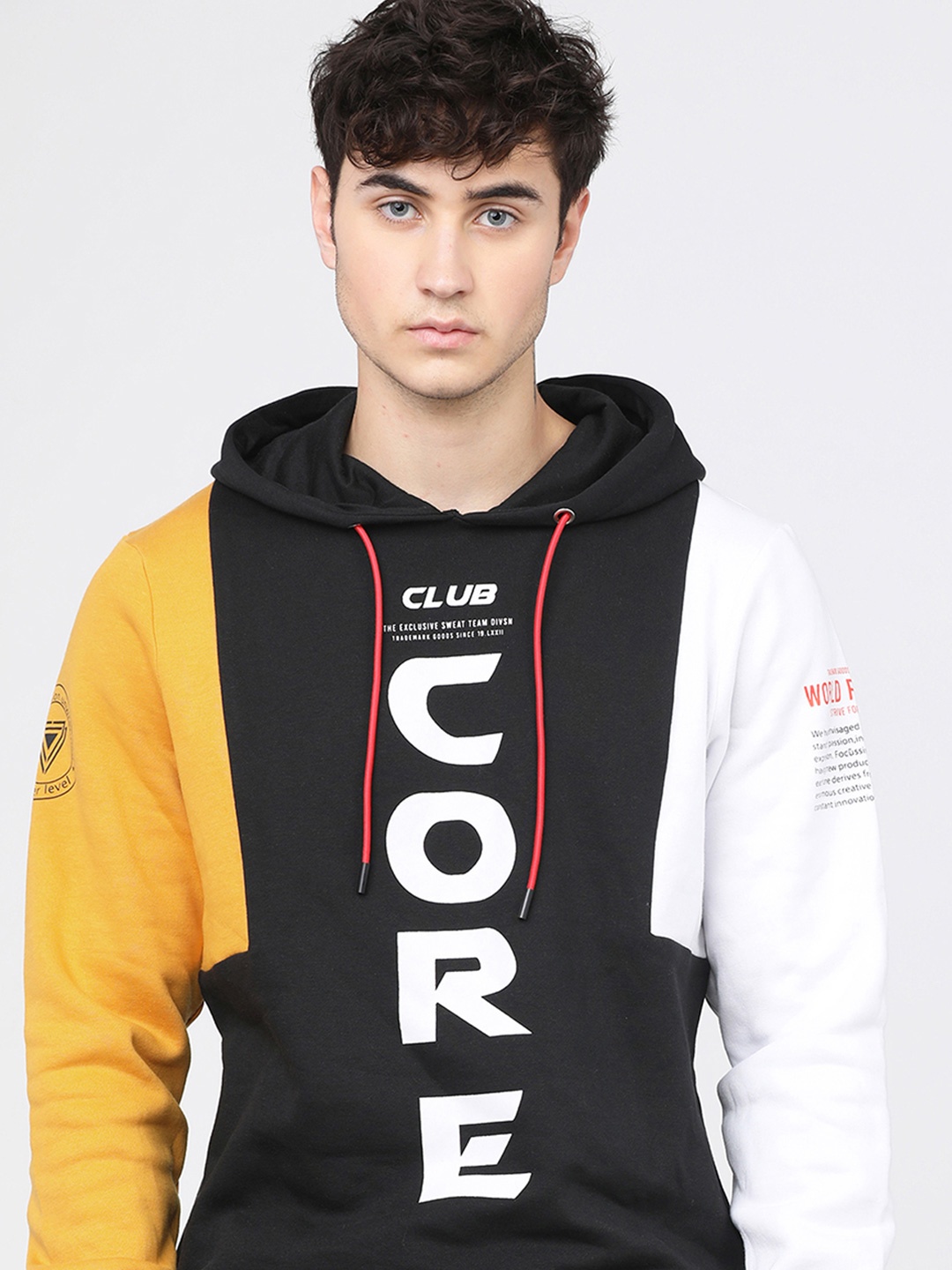 

HIGHLANDER Men Printed Hooded Sweatshirt, Black