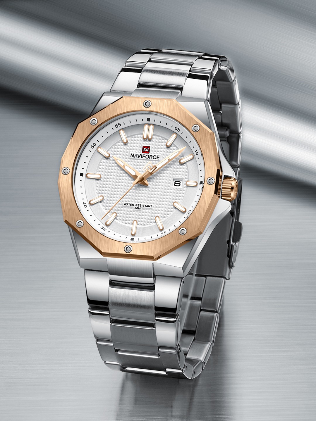 

Naviforce Men Brass Dial & Stainless Steel Straps Analogue Watch NF9200S SRG, Silver