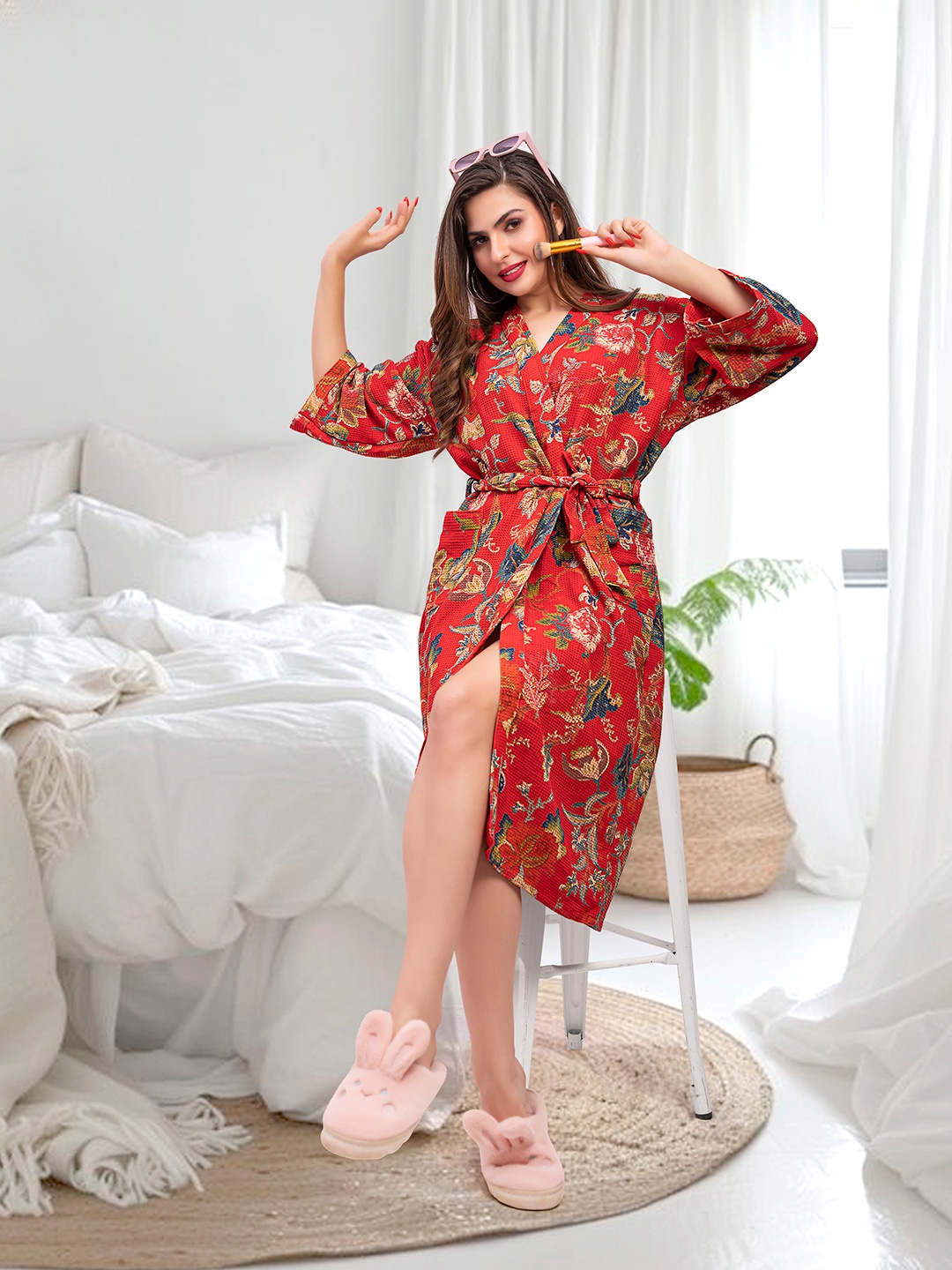 

HotGown Red & Blue Floral Printed Pure Cotton Bath Robe