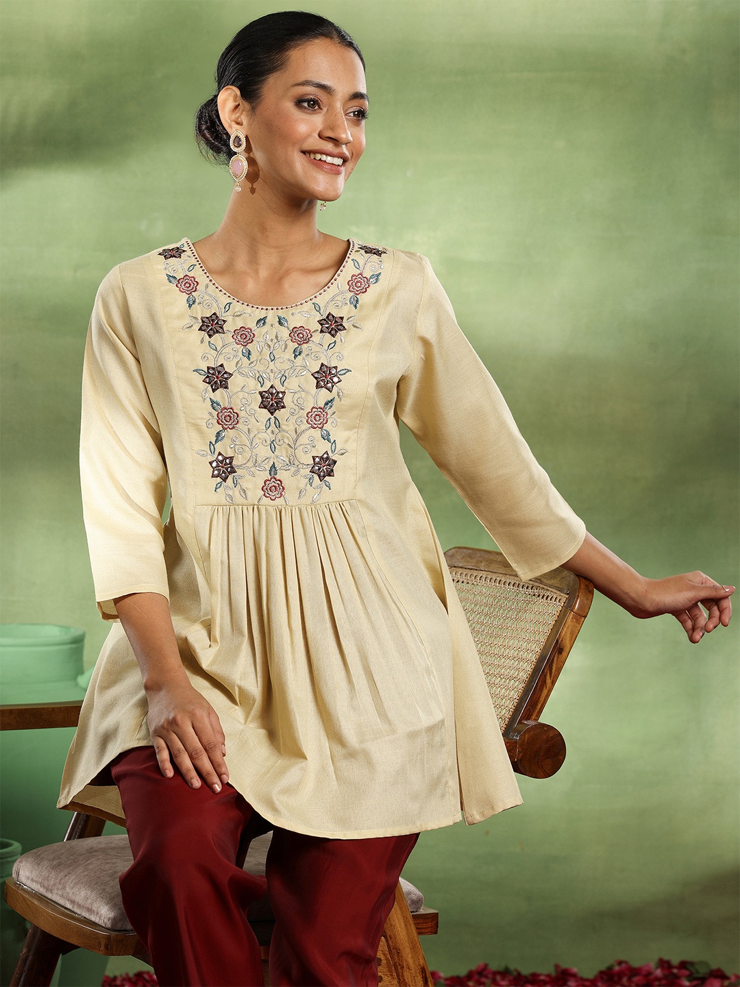 

Libas Floral Yoke Design Mirror Work Mirror Work Pleated Kurti, Beige