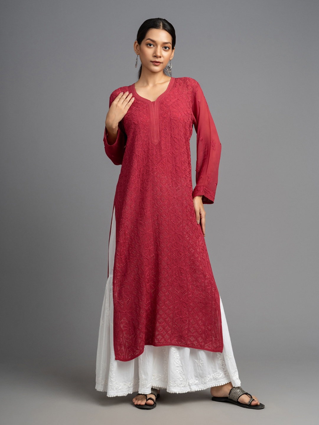 

Hastya Kala Chikankari V Neck Straight Kurta, Magenta