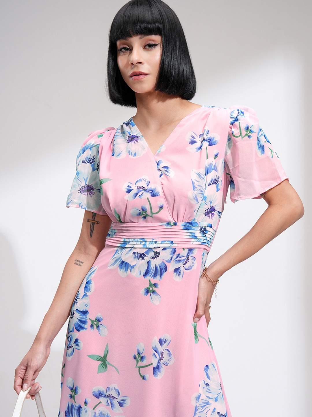 

Tokyo Talkies Women Floral Printed A-Line Midi Dress, Pink