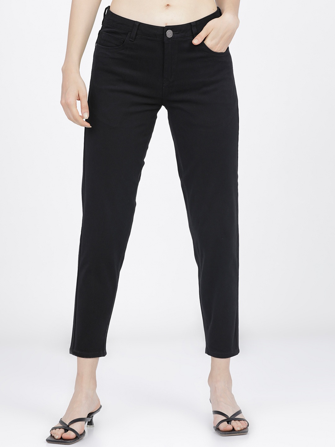 

Tokyo Talkies Women Tapered Fit Chinos Trousers, Black