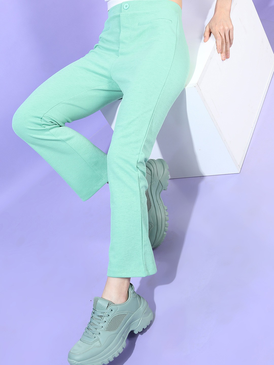 

Tokyo Talkies Women Solid Flared Trousers, Green