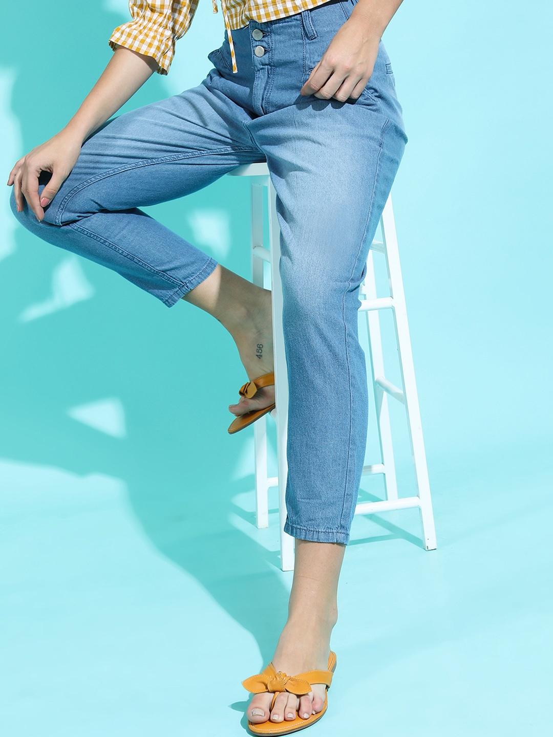 

Tokyo Talkies Women Low-Rise Light Fade Jeans, Blue