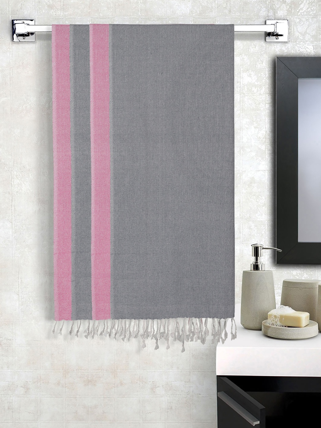 

KLOTTHE Pink & Grey 4 Pieces Pure Cotton 550 GSM Bath Towels