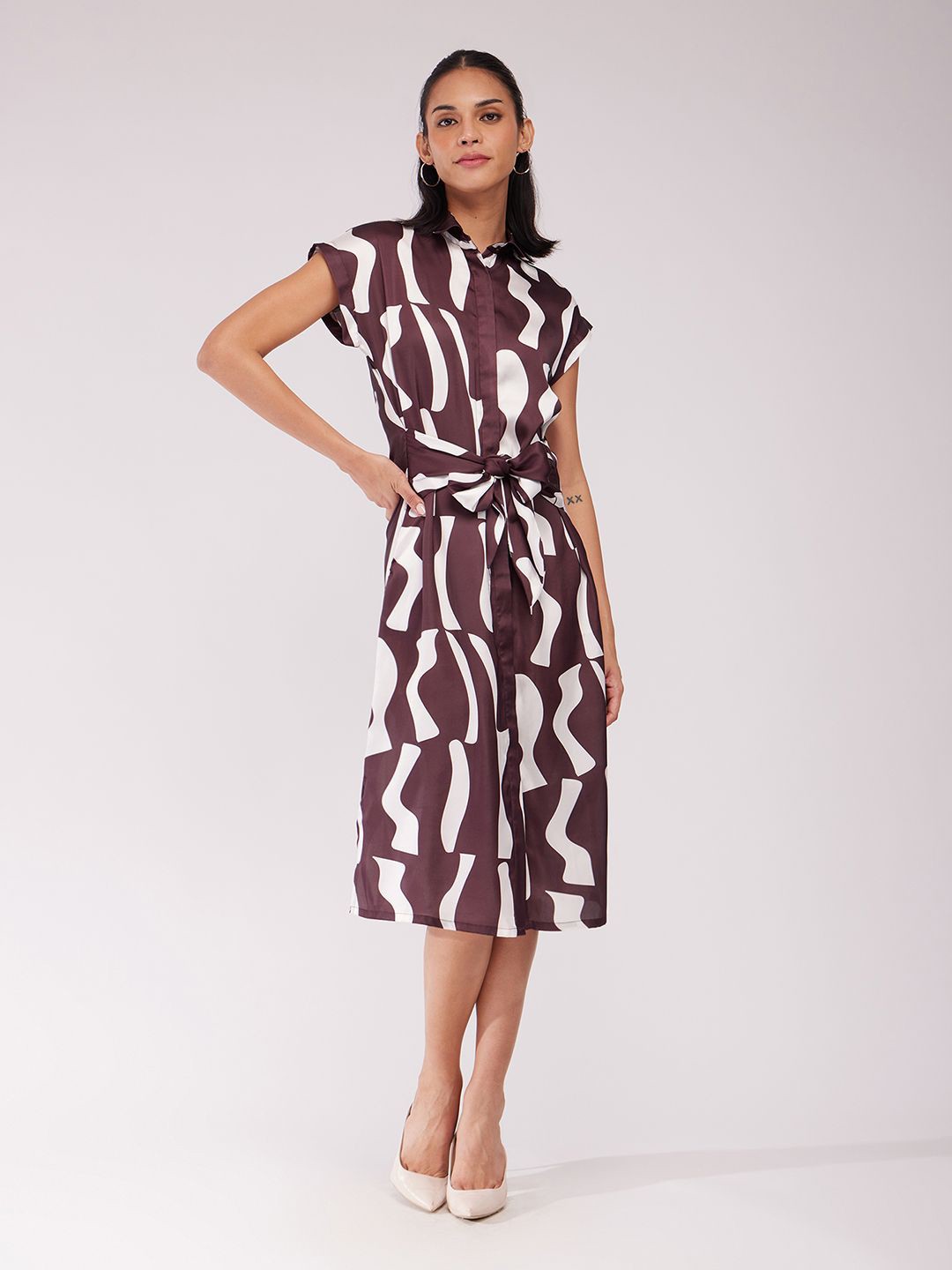 

FableStreet Women Printed Satin Extended Sleeves Shirt Midi Dress, Brown