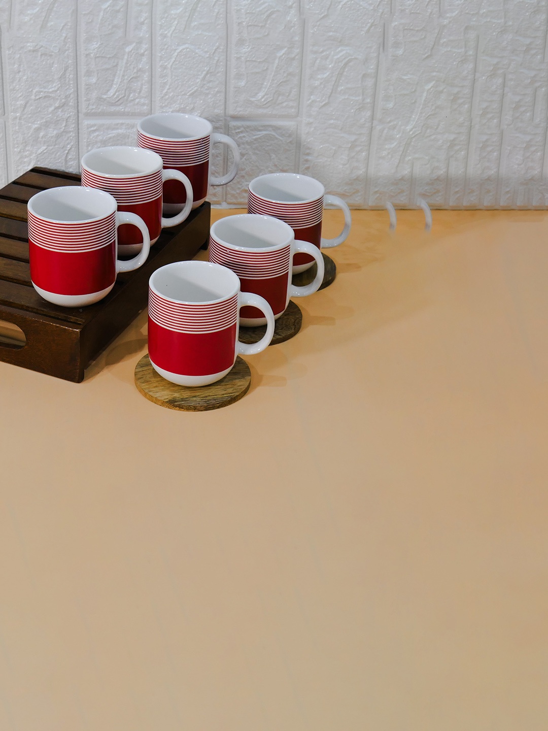 

Femora Red & White 6 Pieces Geometric Printed Ceramic Glossy Cups