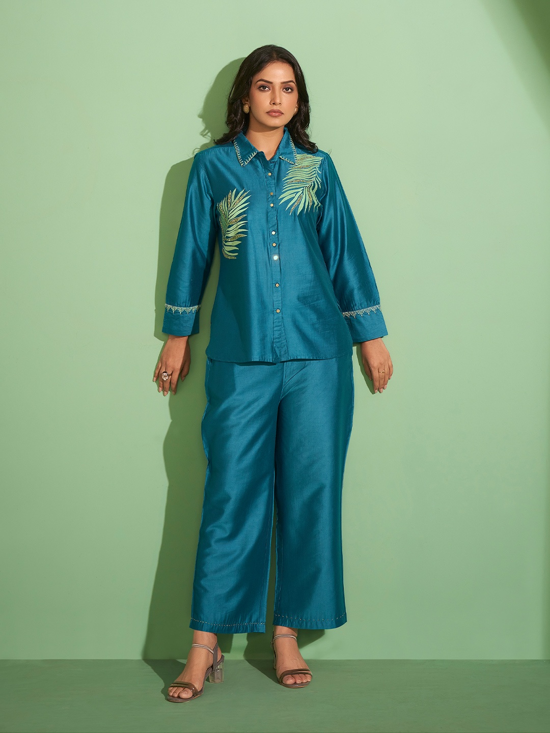 

Kaftanize Palm Leaf Embroidered Sequinned Shirt With Trousers, Blue