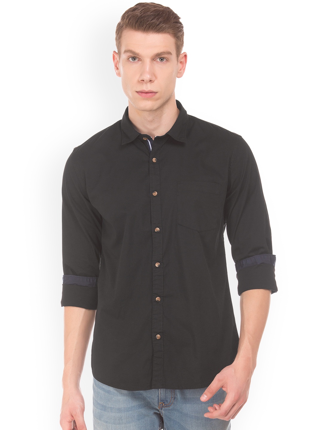 

Ruggers Men Black Regular Fit Solid Casual Shirt