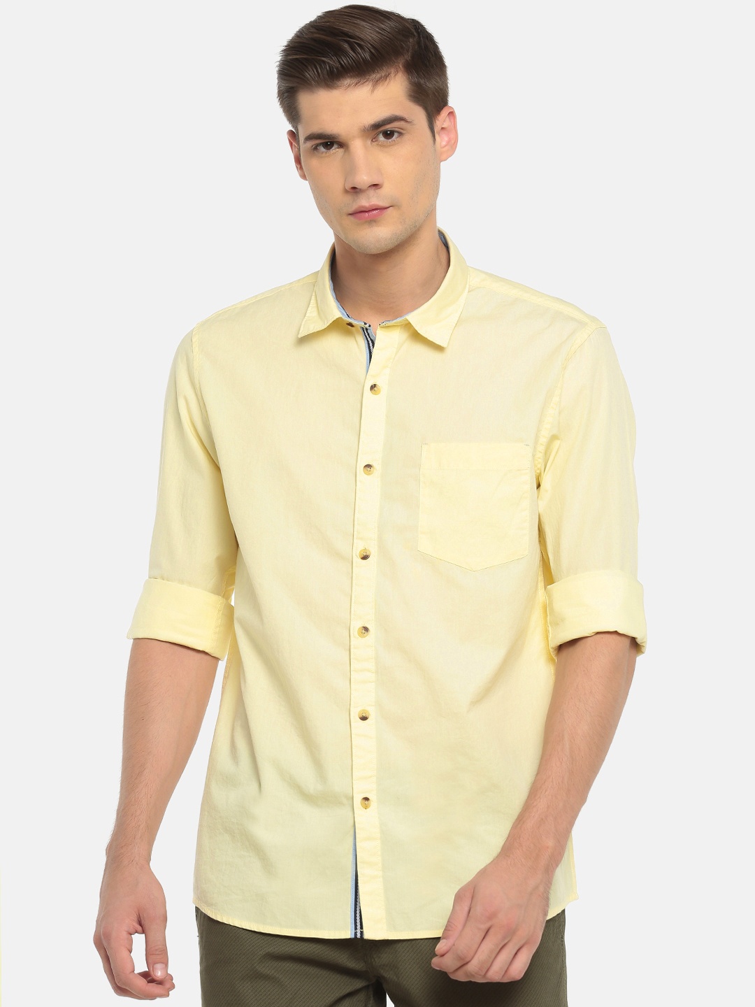 

Ruggers Men Yellow Solid Contemporary Regular Fit Casual Shirt