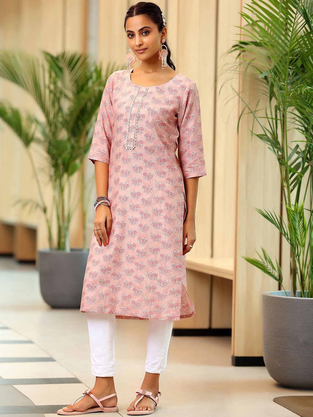 

Libas Floral Printed Cotton Straight Kurta, Pink