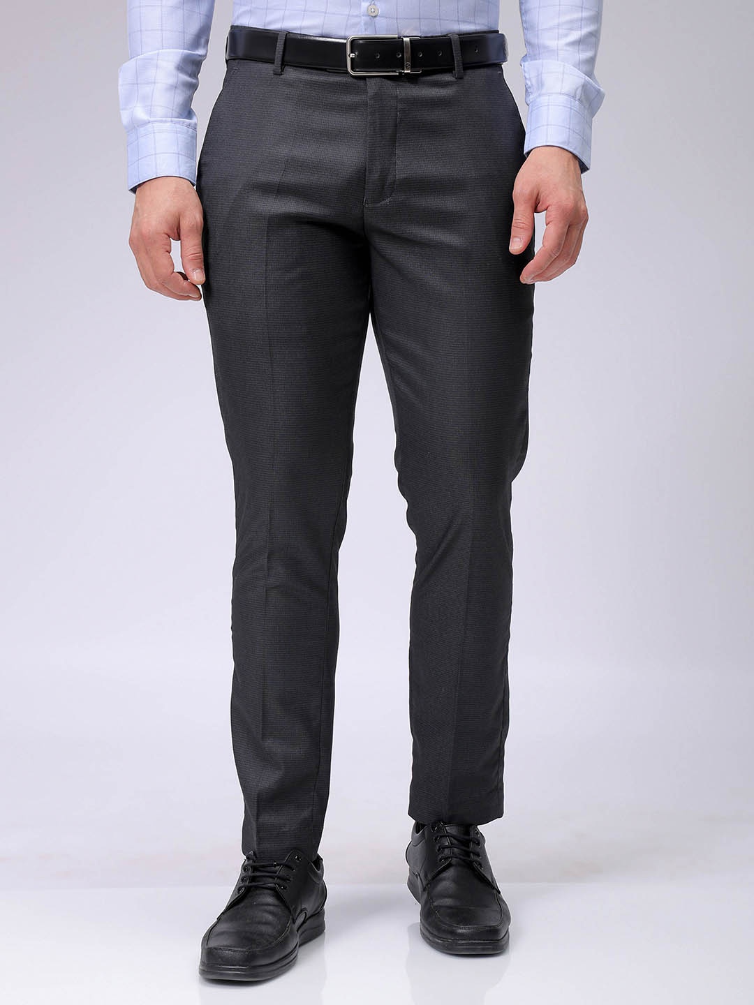 

The Indian Garage Co. X Luxe Men Slim Fit Checked Formal Trousers, Charcoal