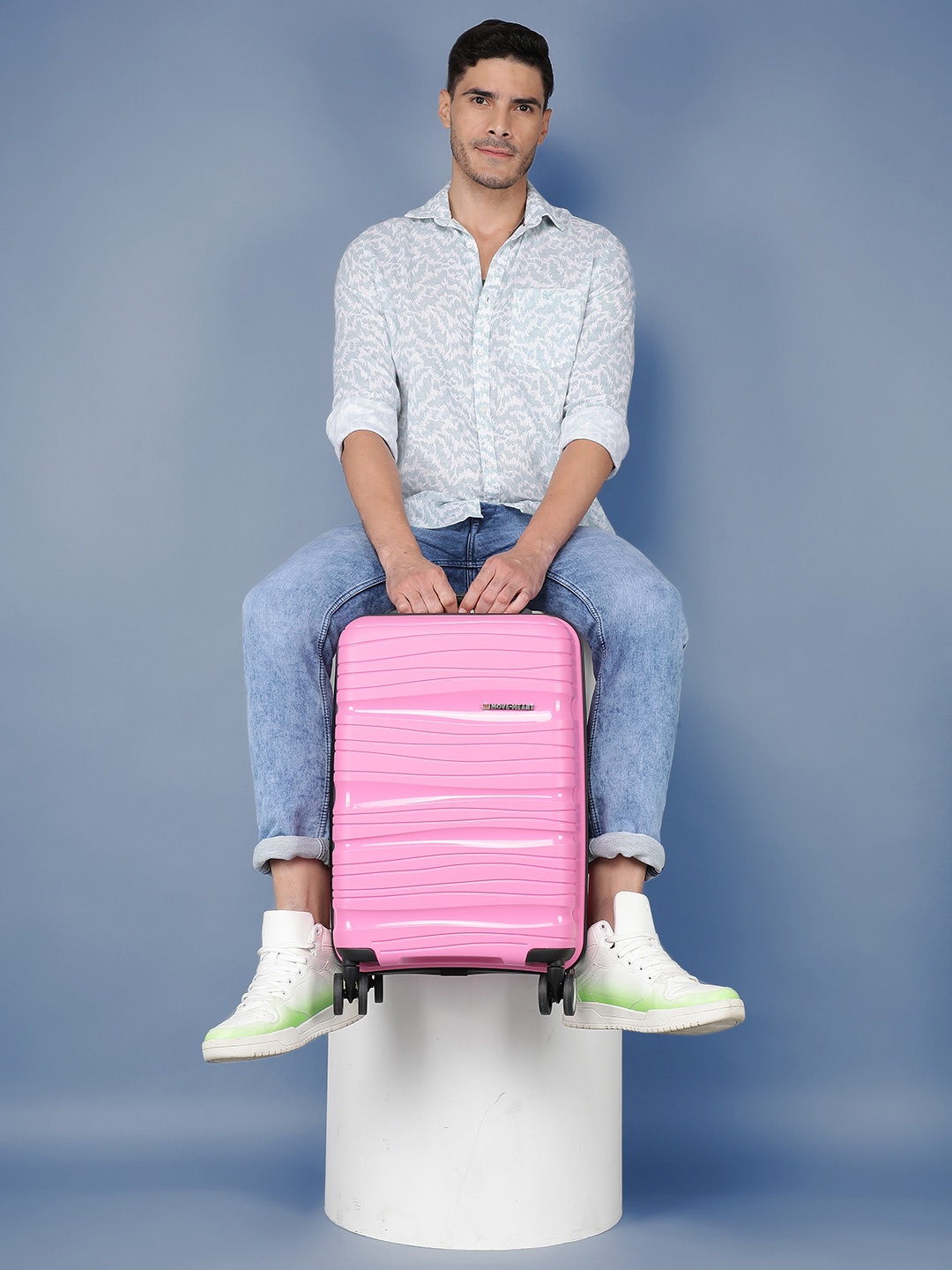 

MOVE-MEANT WanderWares Polypropylene 8 wheel Hard Small Cabin Trolley Suitcase 55 cm, Pink