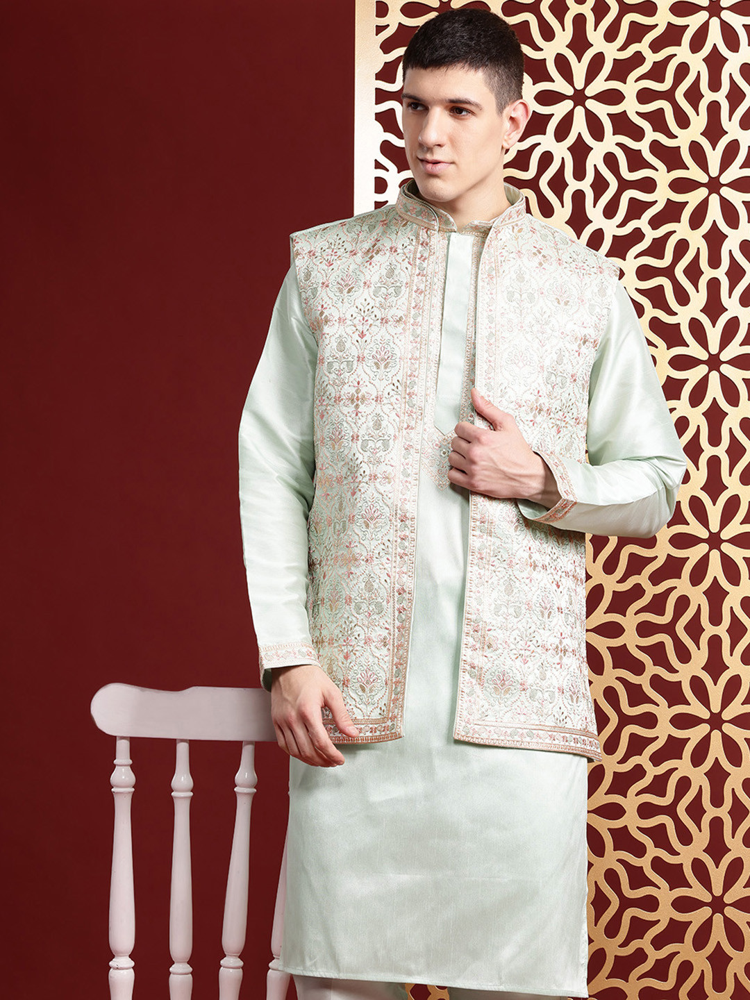 

MANQ Men Embroidered Sequinned Pure Cotton Kurta with Trousers & Nehru Jacket, Sea green