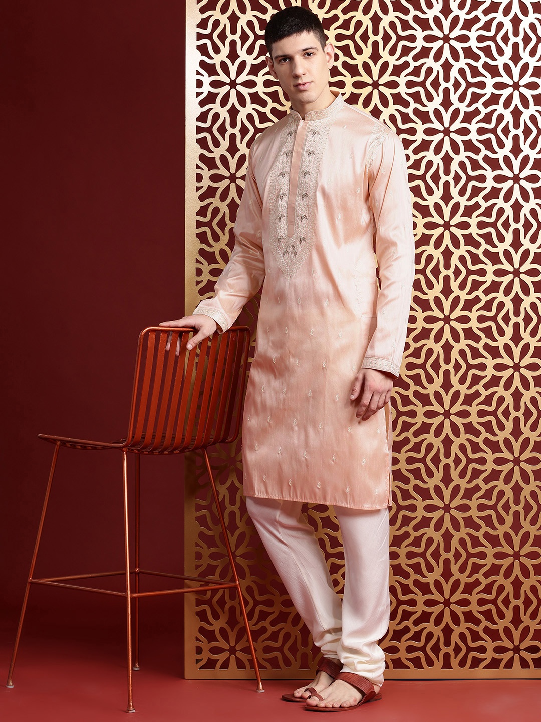 

MANQ Men Ethnic Motifs Embroidered Sequinned Pure Cotton Kurta with Churidar, Peach