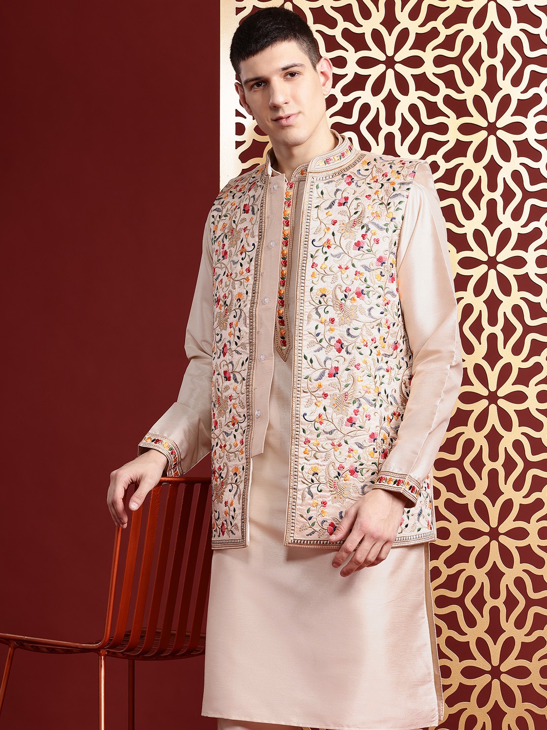 

MANQ Ethnic Motifs Embroidered Sequinned Pure Cotton Kurta with Trousers & Nehru Jacket, Beige