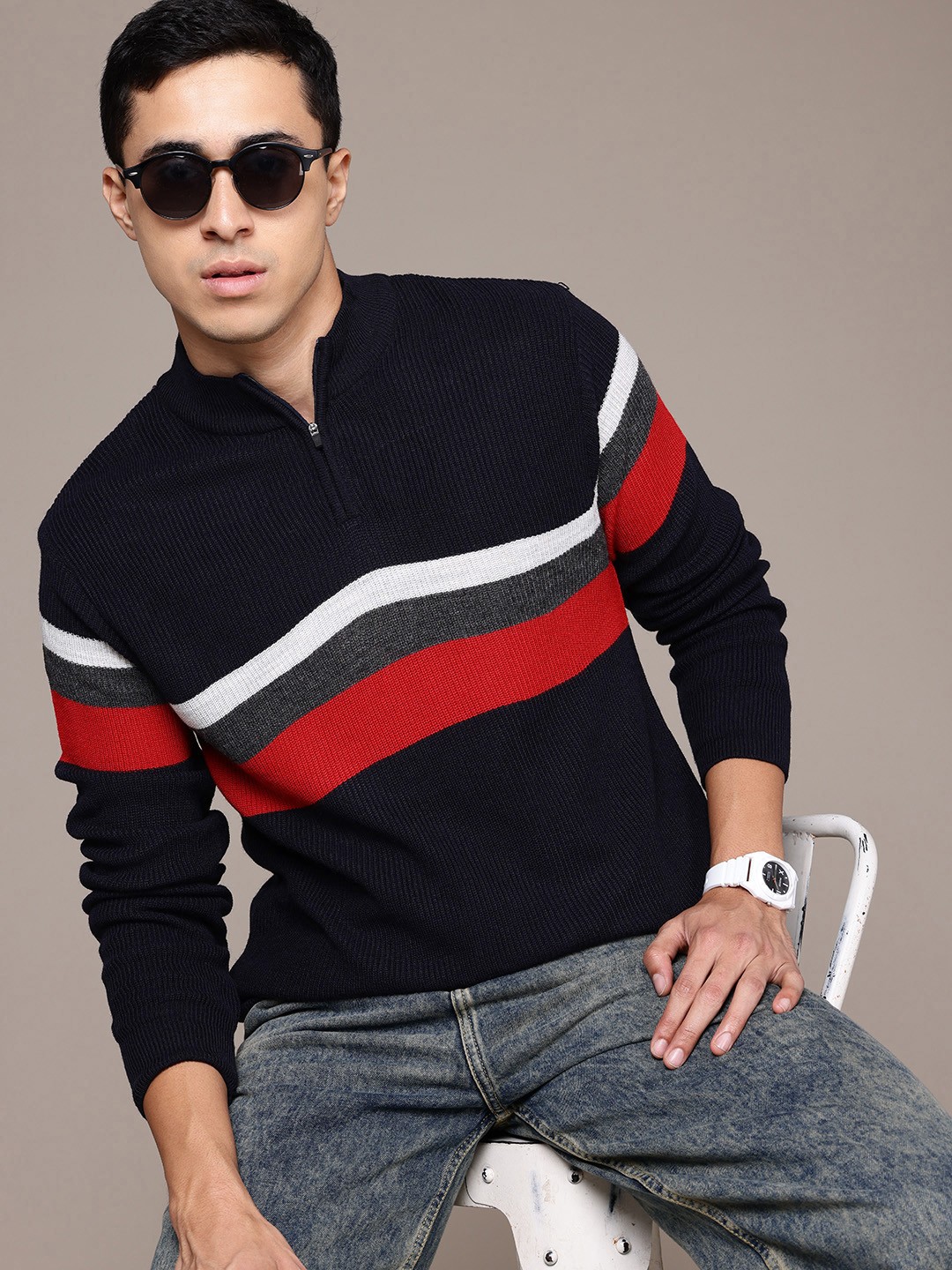 

Roadster Men Striped Pullover, Black
