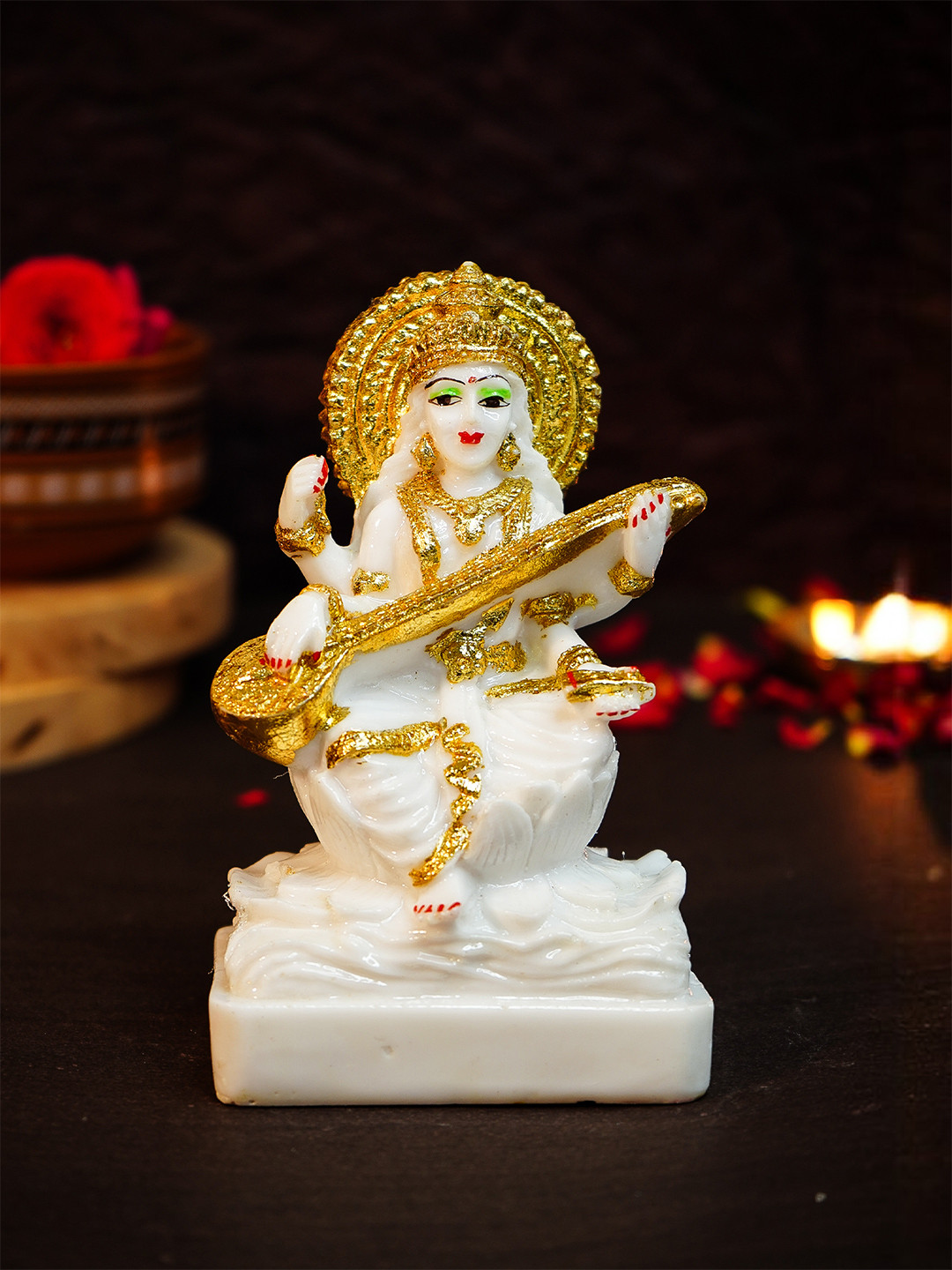 

Ekhasa White Maa Saraswati Religious Idol Showpiece