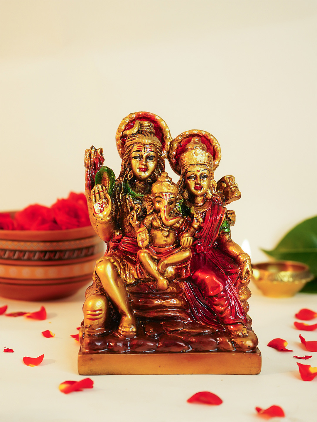 

Ekhasa Gold-Toned Shiv Parivar Religious Idol Showpiece