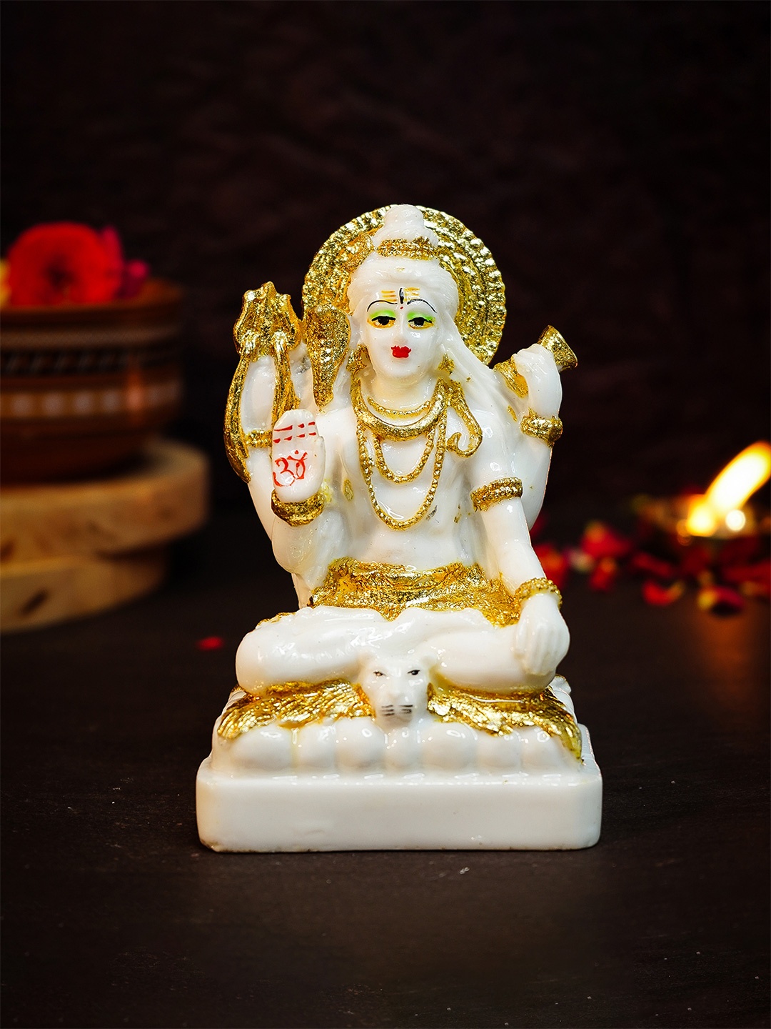 

Ekhasa White Lord Shiva Religious Idol Showpiece