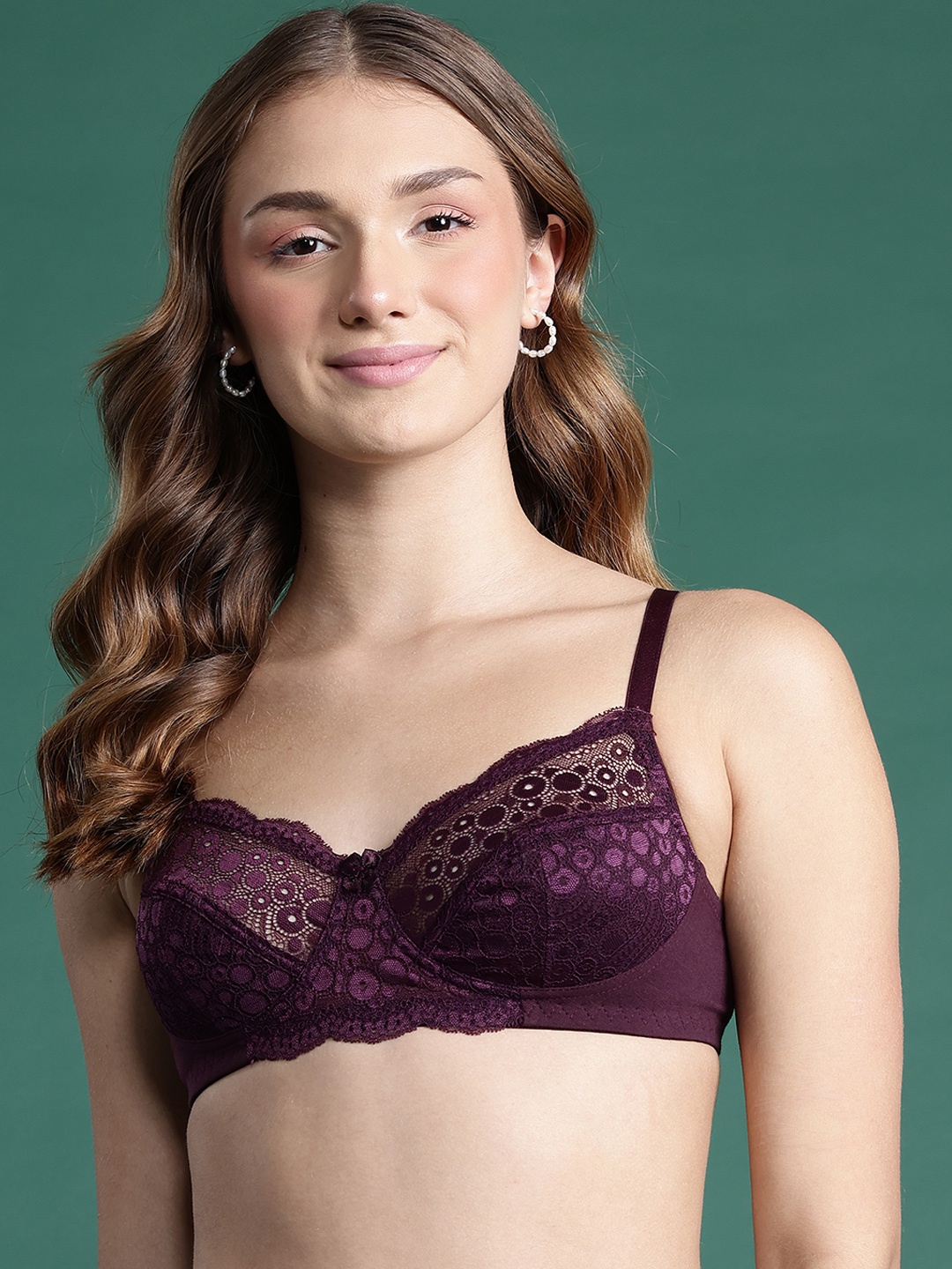 

DressBerry Geometric Laced Full Coverage Bra, Burgundy